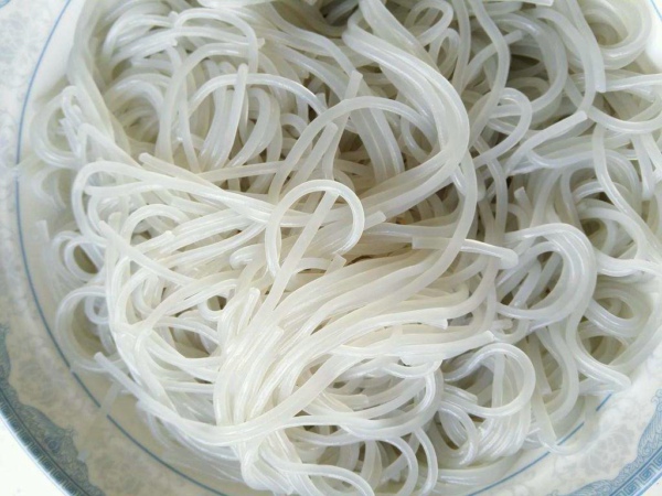 內蒙古某鮮粉條查出鋁殘留超標，食品安全檢測儀幫助企業解決此問題